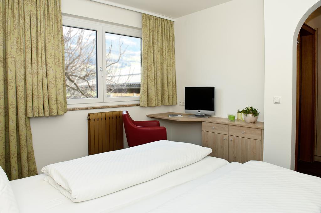 Gasthaus Bacher Hotel Sankt Johann im Pongau Room photo